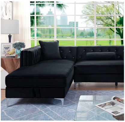 Amie Glam Living Room Sectional